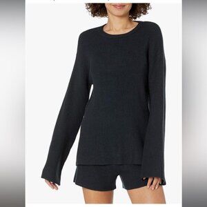 The Drop Alice Crewneck Back Slit Ribbed Pullover Sweater Black